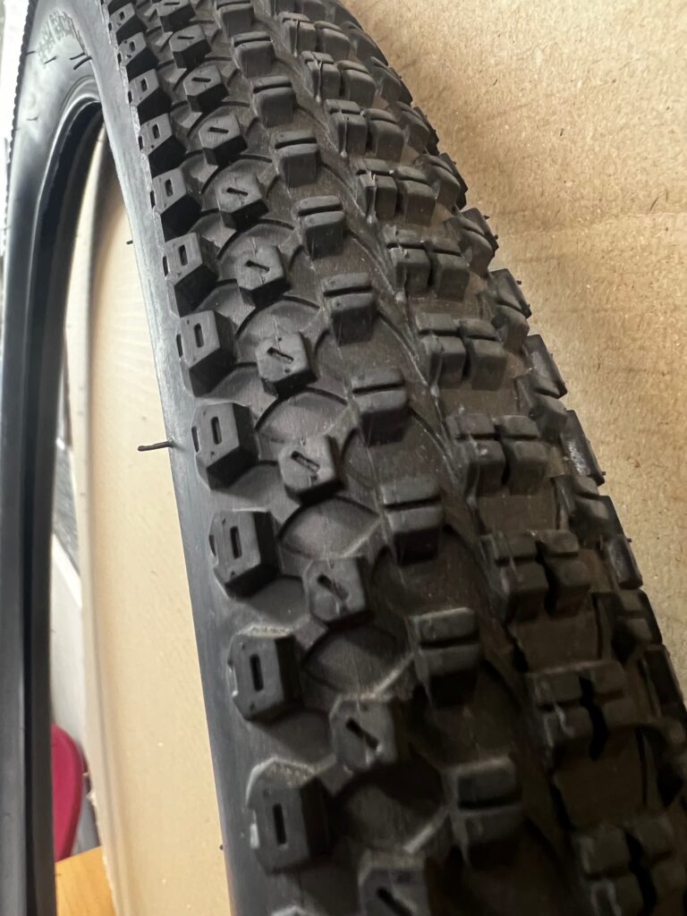 Tyre for Vitesse Force Mountain Bike 27.5x2.10