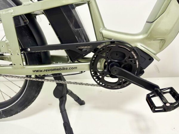 Revom C2 eCargo Bike in Green